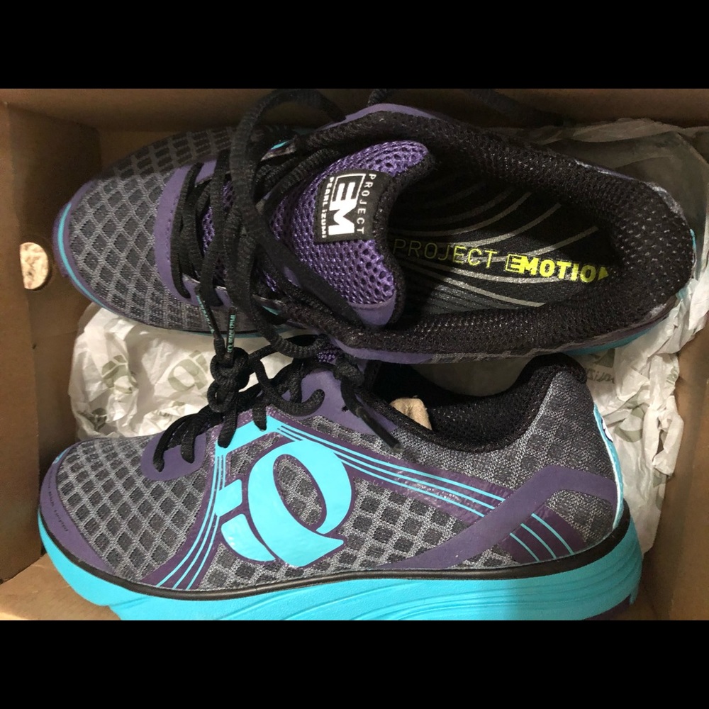 Pearl Izumi women’s shoes size 7